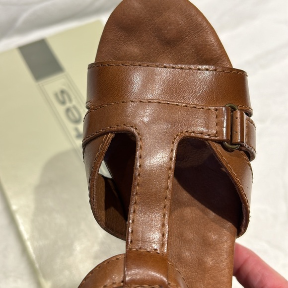 Brand New Elite by Walking Cradles Flex Wedge leather sandal.  Size 6 1/2 - Picture 7 of 8